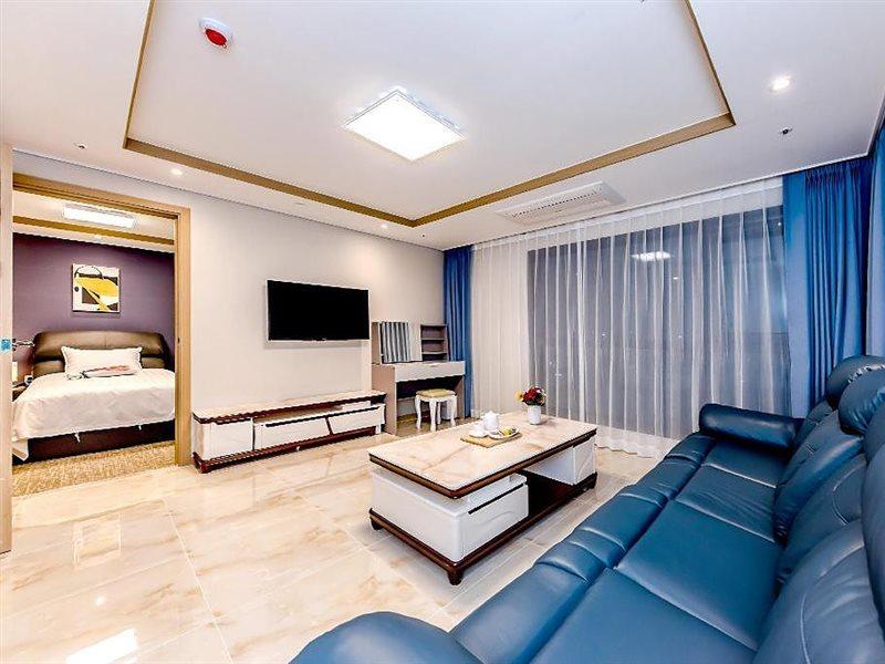 Hotel Dk Согвипхо Экстерьер фото