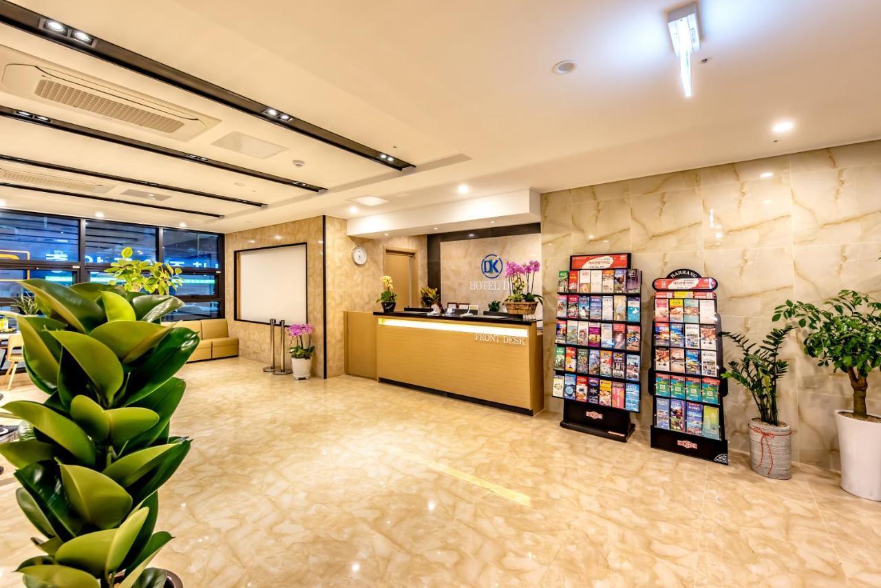 Hotel Dk Согвипхо Экстерьер фото