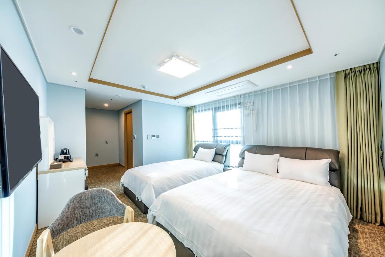 Hotel Dk Согвипхо Экстерьер фото