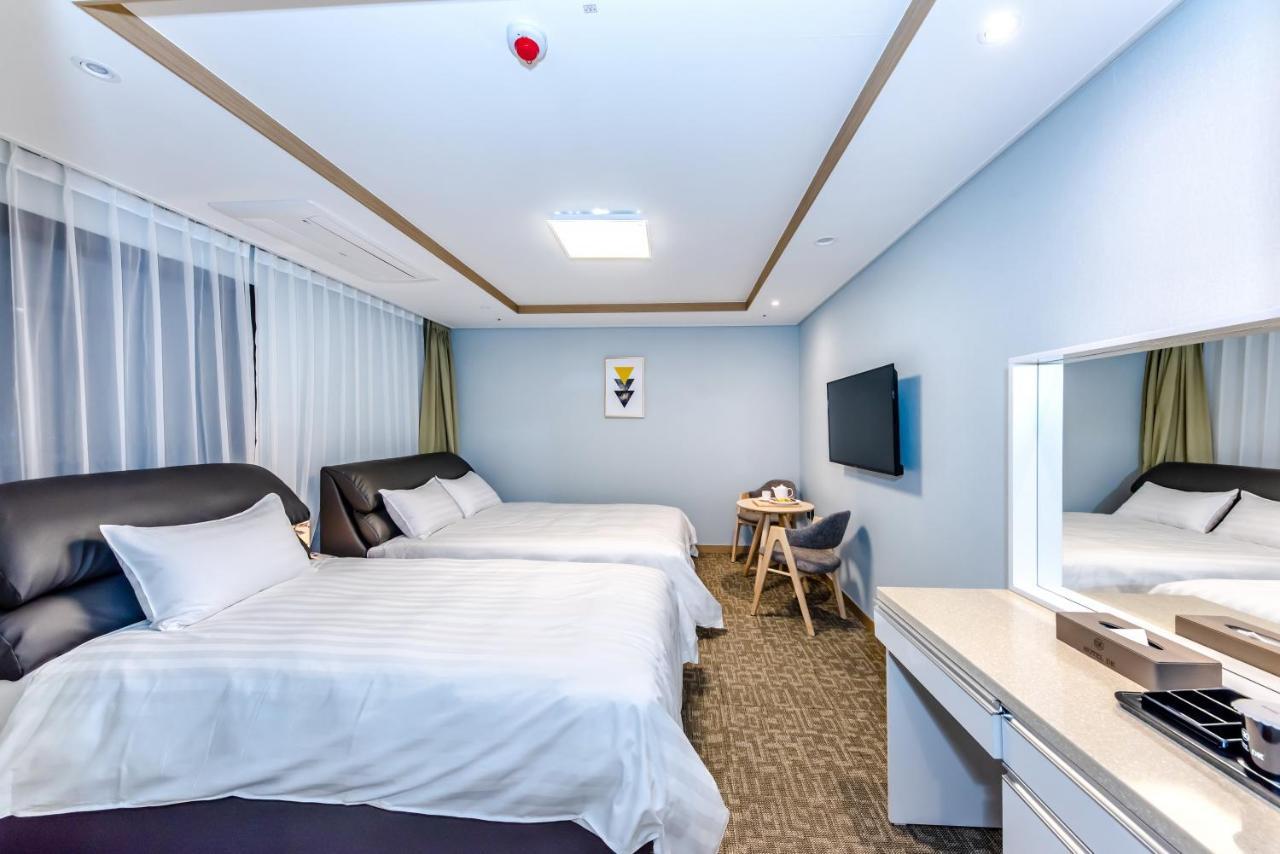 Hotel Dk Согвипхо Экстерьер фото