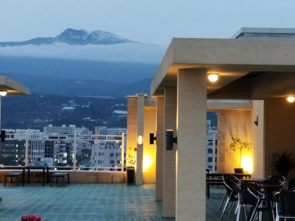 Hotel Dk Согвипхо Экстерьер фото